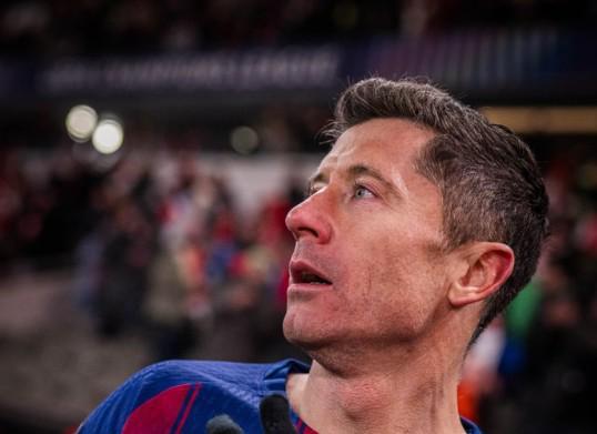 莱万转会困局：米兰自荐背后的三年职业抉择逻辑