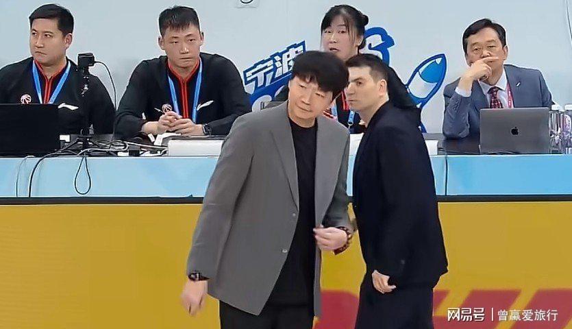  【技术解码】广东残阵破广厦：团队篮球如何以34次助攻碾压强敌 体育新闻