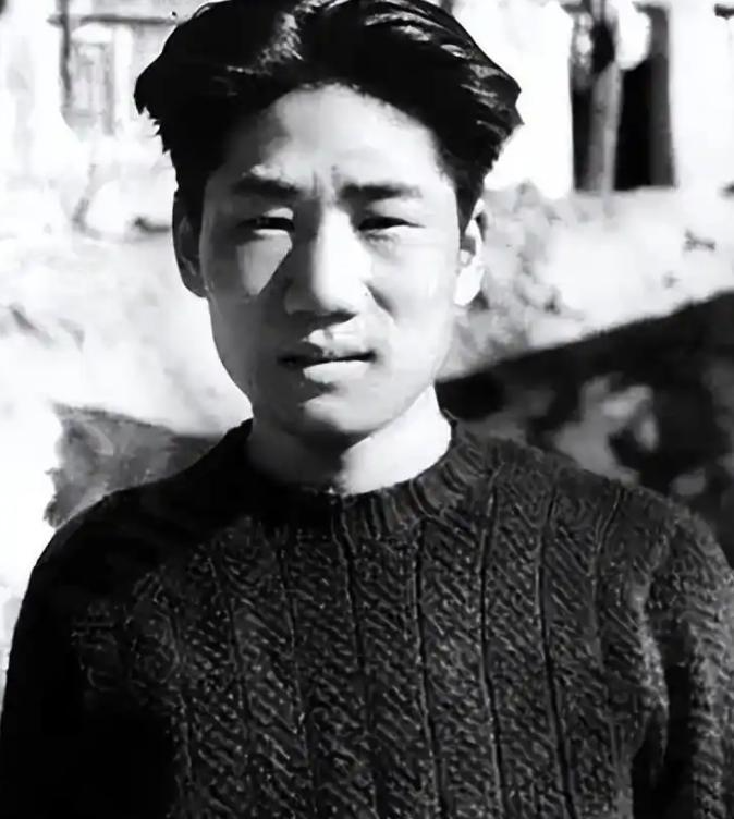  1952年教育特权风暴：毛主席拍桌子背后的制度破局与历史镜鉴 新闻